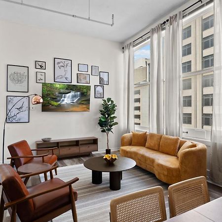 Indy Urban Stay - Skywalk - Sleeps 8 - Downtown - Stadium Indianapolis Eksteriør billede