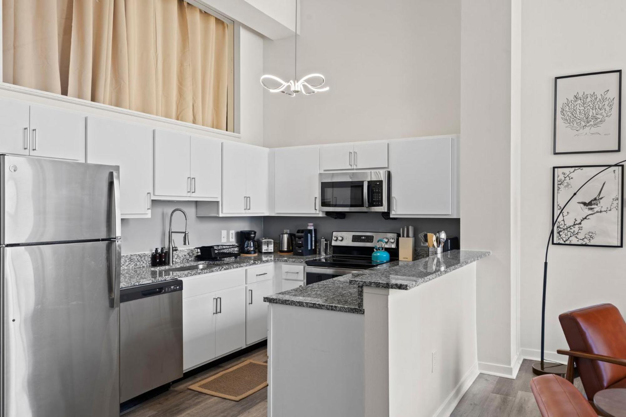 Indy Urban Stay - Skywalk - Sleeps 8 - Downtown - Stadium Indianapolis Eksteriør billede