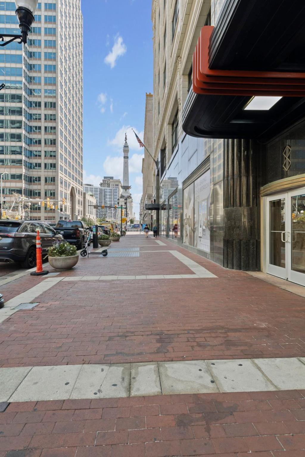 Indy Urban Stay - Skywalk - Sleeps 8 - Downtown - Stadium Indianapolis Eksteriør billede