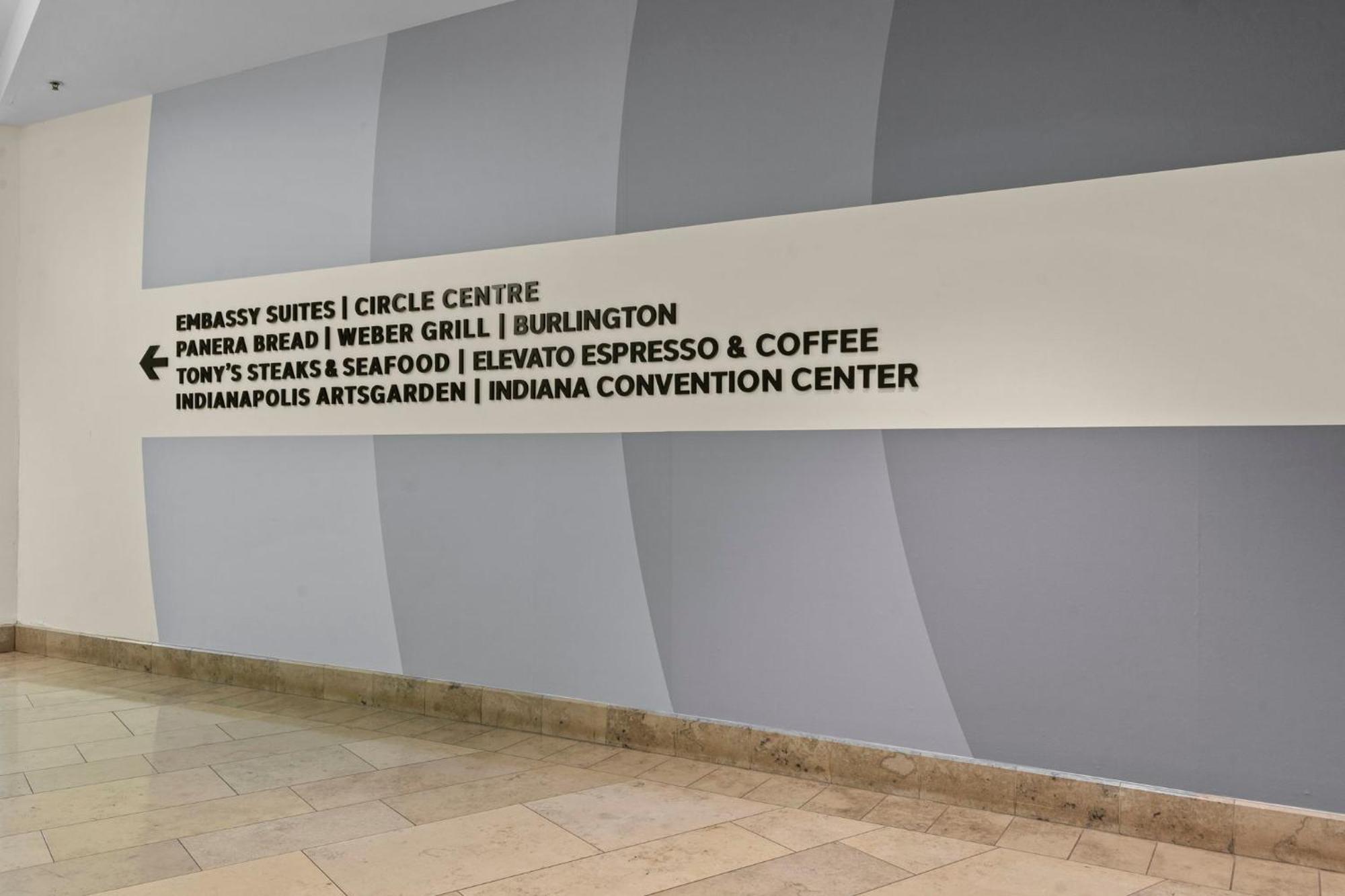 Indy Urban Stay - Skywalk - Sleeps 8 - Downtown - Stadium Indianapolis Eksteriør billede